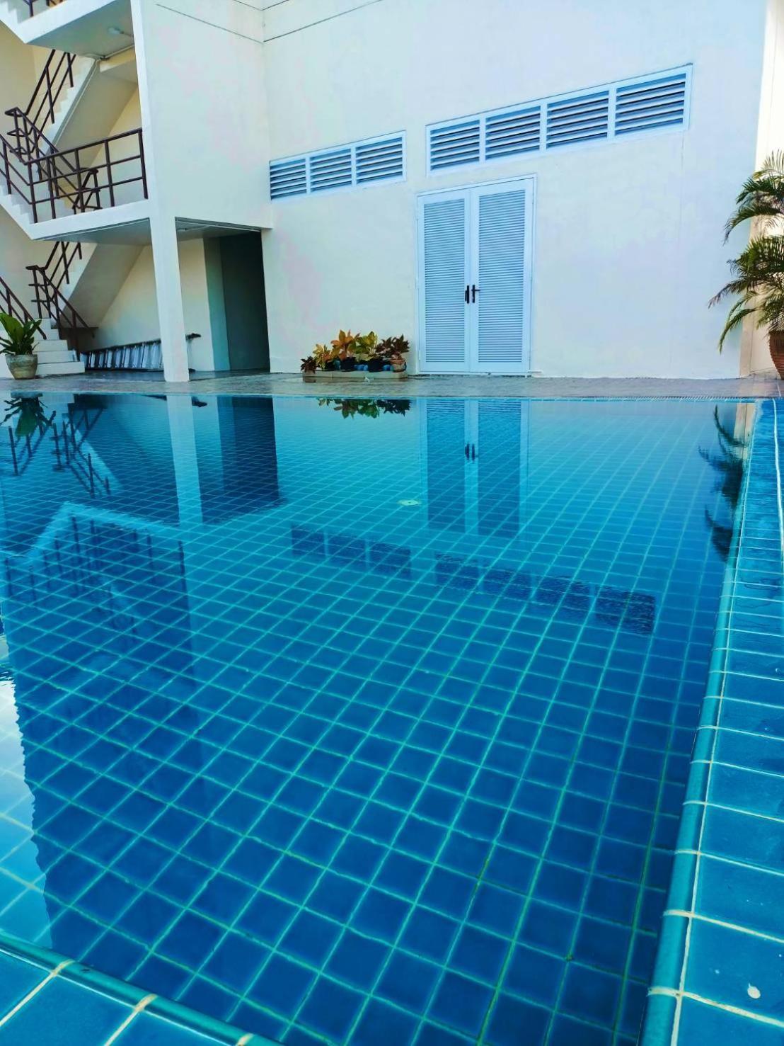 Mayflower Grande Hotel Phitsanulok Buitenkant foto